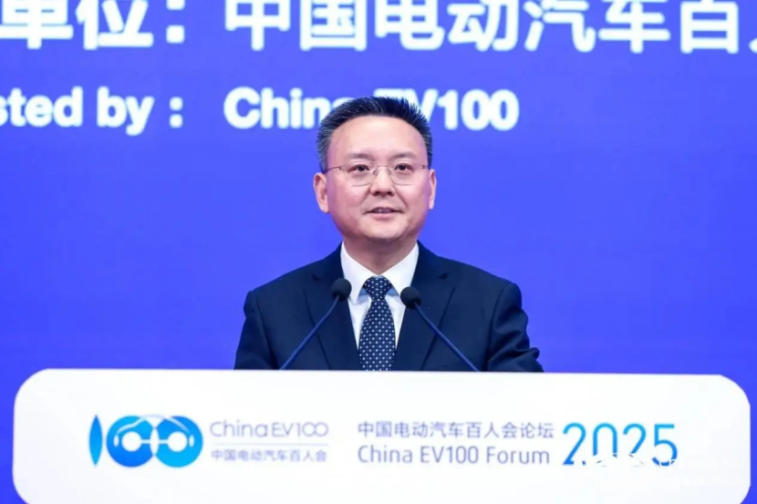 张红：中国汽车产业要在不断地兼并重组中发展壮大