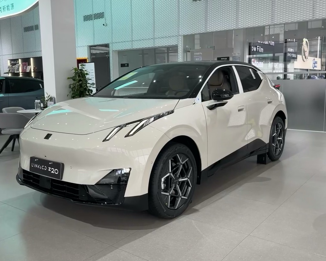 有些门店连展车都被卖出去了，实在是太火了！