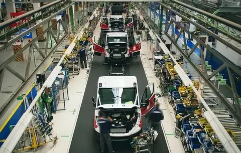 拒绝中国一汽后，依维柯民用车终被印度塔塔汽车以38亿欧元收购