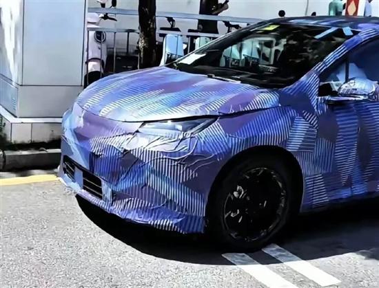 外观风格大变 新款比亚迪海豚谍照曝光