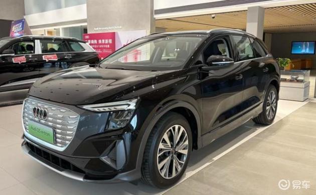 21.3万起，6座豪华SUV，奥迪性价比爆