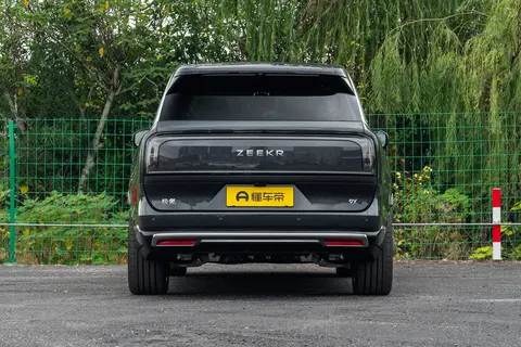 2025 款极氪 9X 购车实测：商务与性能的豪华之选