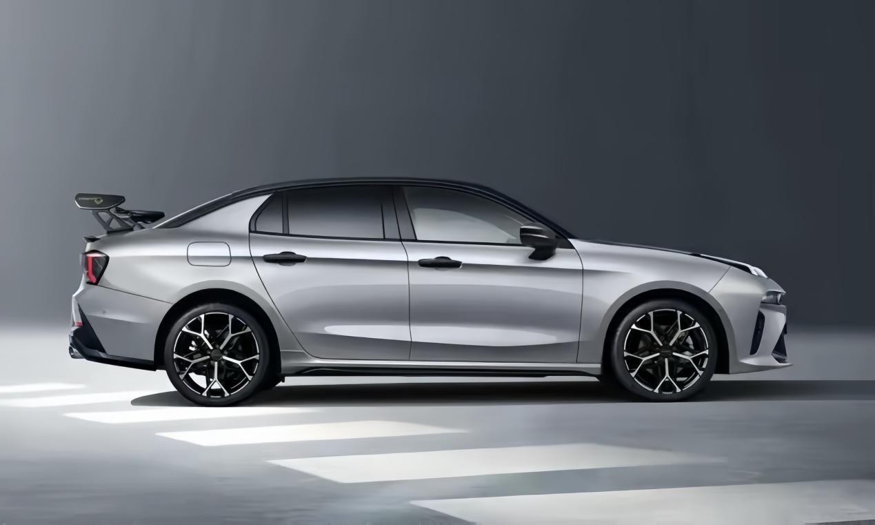 三段可调碳纤维尾翼加持，领克03大尾翼版官图发布