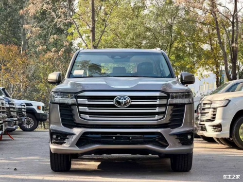 兰德酷路泽中东版 全部在售 2025款 2024款 2023款 2022款 2021款 2020款兰德酷路泽中东版优惠35.2万 最低70万